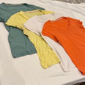 4-pack of Boden V-Neck T-Shirts!!